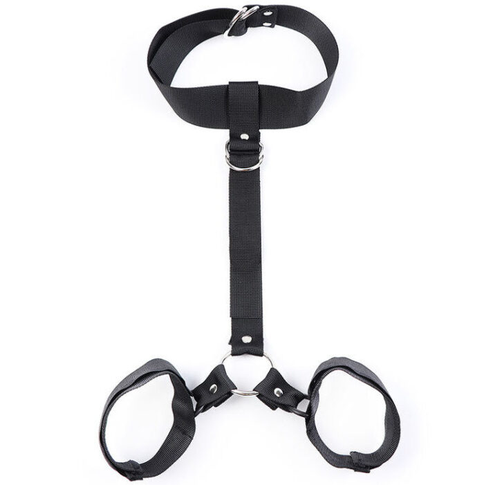 OHMAMA FETISH COLLAR WITH WRIST RESTRAINTS